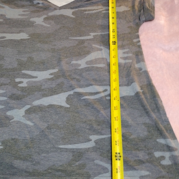 LAINAB Women's Heathered Camo V-Neck Short Sleeve T-Shirt NEW Small Active C - Picture 7 of 7